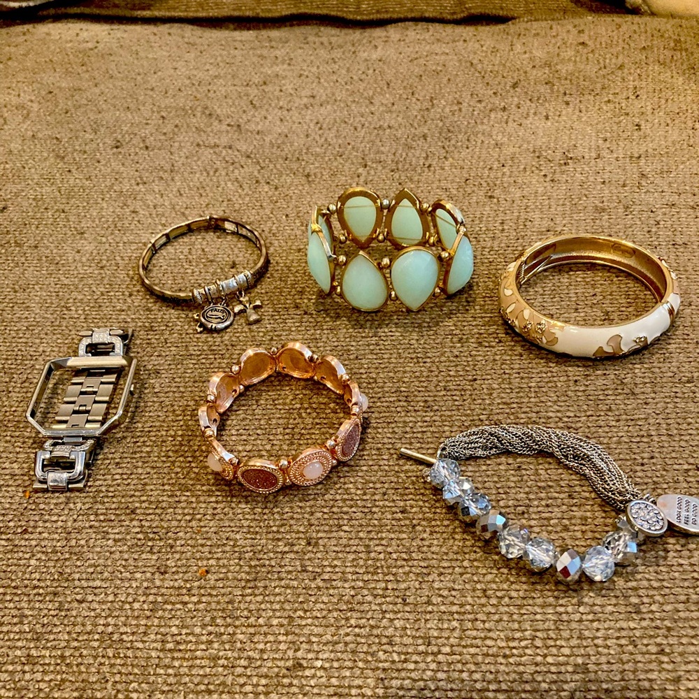 Mixed Lot of Stunning Costume Jewelry